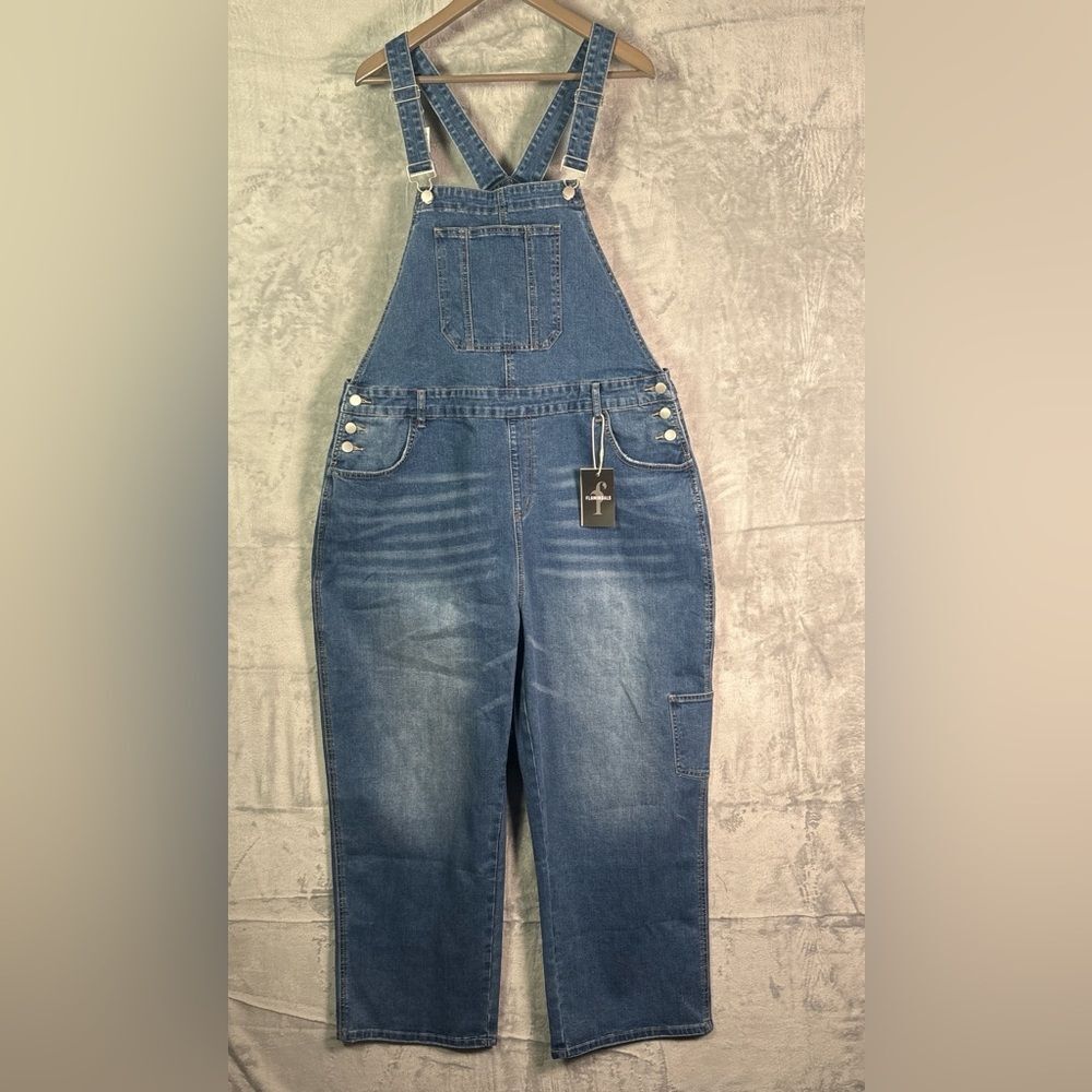 NWT New Flamingals Medium Wash Wide Leg Denim Jean Overalls Size Medium